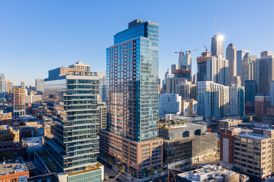 More Photos Of 637-643 N Wells St, Chicago Apartments For Lease