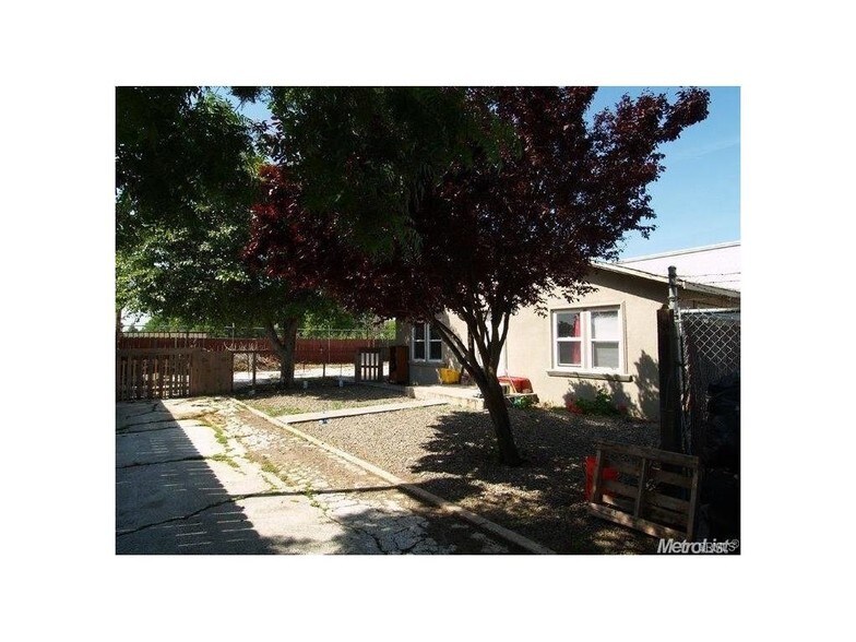 More Photos Of 1300 Kansas Ave, Modesto Specialty For Sale