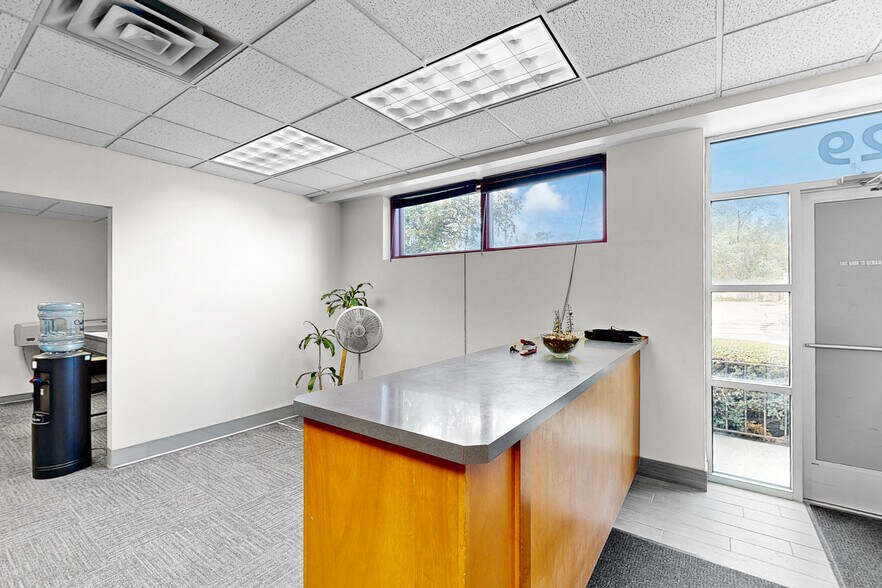 More Photos Of 1429 2nd Ave, Des Moines Warehouse For Sale