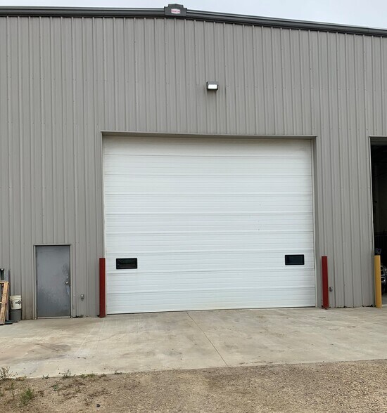 More Photos Of 3912 82nd Ave, Leduc Warehouse For Sale