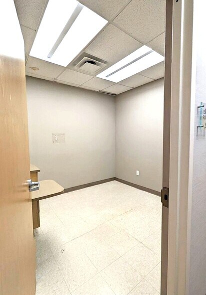 More Photos Of 8500-8514 4th Ave, Brooklyn Apartments For Lease