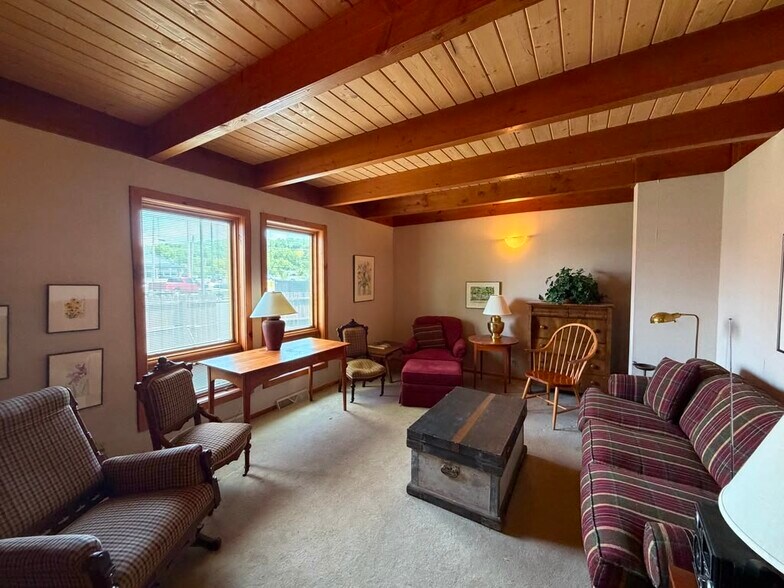 More Photos Of 900 McLean Rd, Cortland Office For Sale