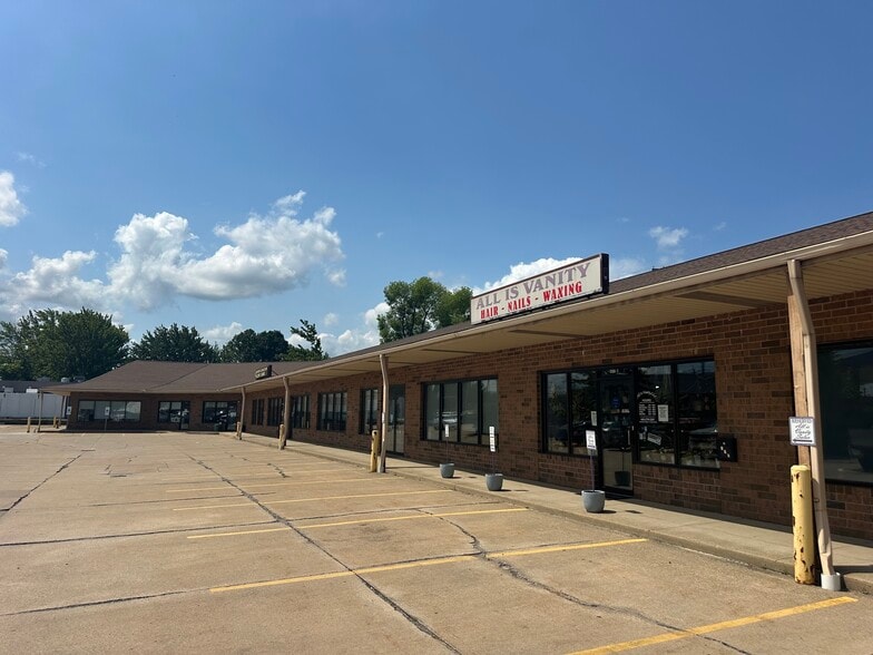 Primary Photo Of 6312 Center St, Mentor General Retail For Lease
