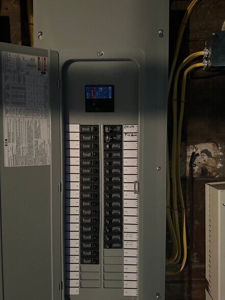 More Photos Of 50 Common St, Providence Apartments For Sale