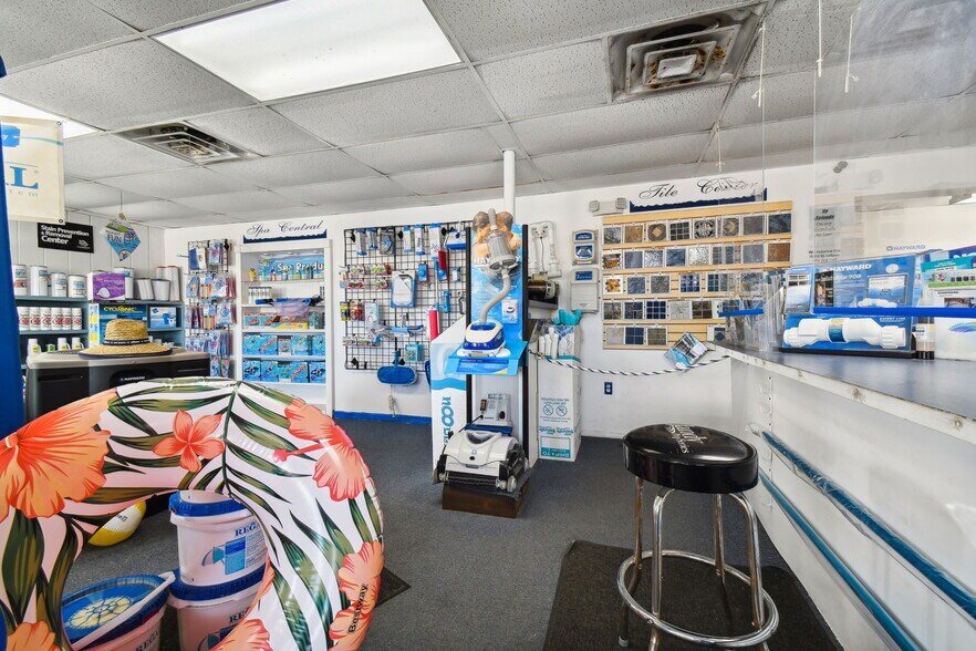 More Photos Of 5146 Marine Pky, New Port Richey Storefront Retail Office For Sale