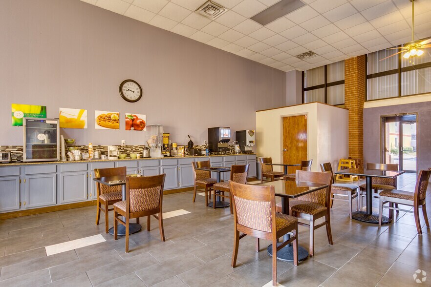 More Photos Of 4849 S Laura St, Wichita Hospitality For Sale