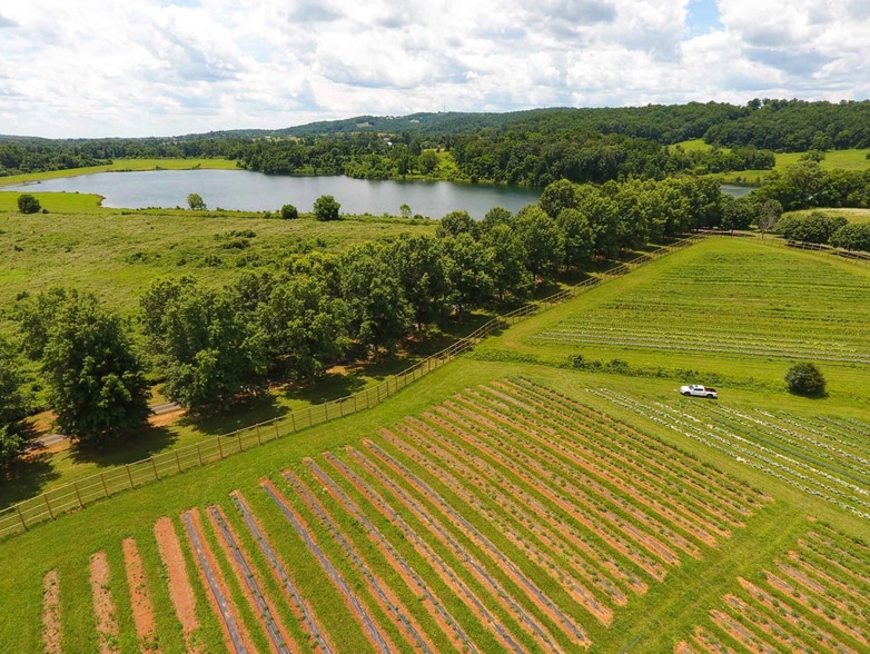 More Photos Of 6809 Airlie Rd, Warrenton Hotel For Sale
