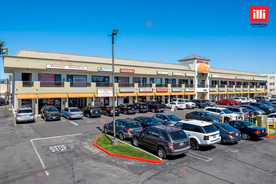 More Photos Of 14435 Sherman Way, Van Nuys Unknown For Lease
