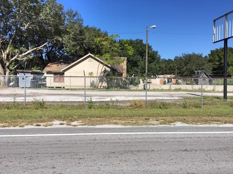 More Photos Of 2610 E US Hwy 92, Plant City Land For Lease