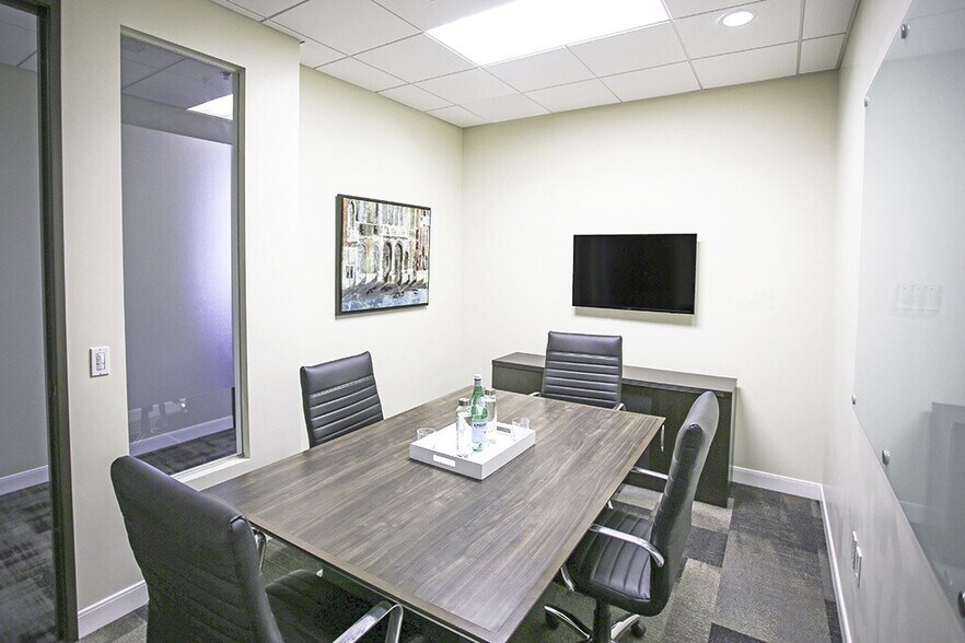 More Photos Of 2173 Salk Ave, Carlsbad Coworking Space