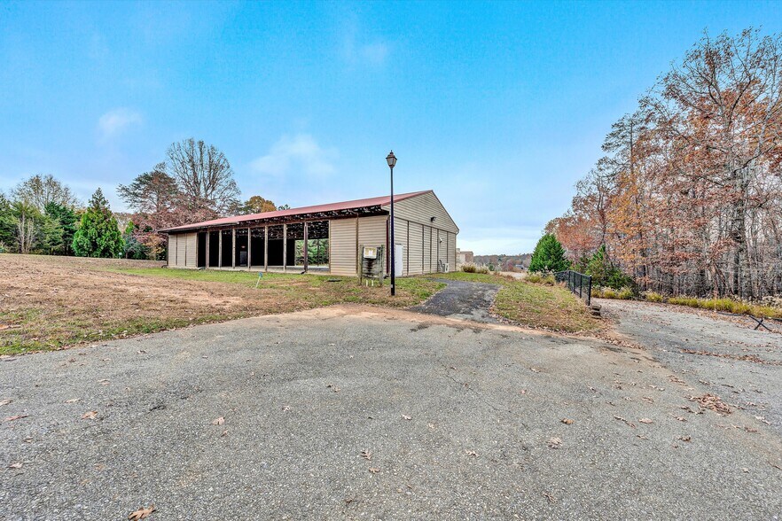 More Photos Of 1165 Graves Harbor Trl, Huddleston Land For Sale