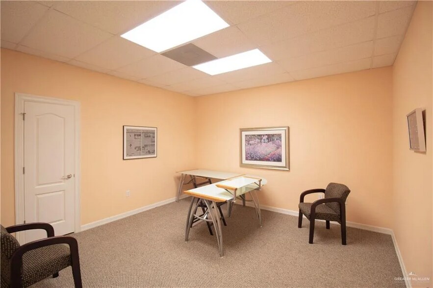 More Photos Of 3516 Buddy Owens Ave, McAllen Office For Sale