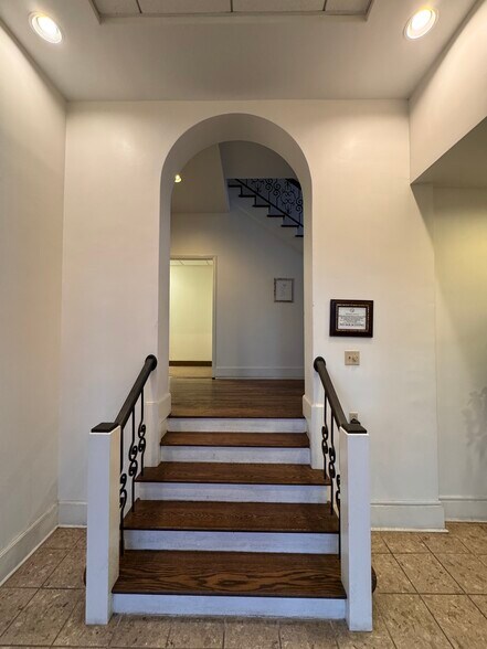 More Photos Of 1101 South Blvd, Charlotte Loft Creative Space For Lease