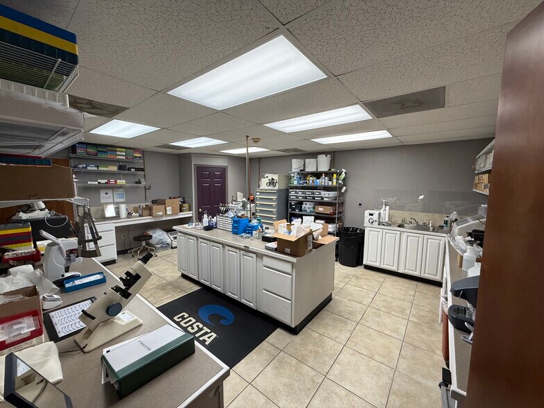 More Photos Of 1955 Opelika Rd, Auburn Storefront For Sale