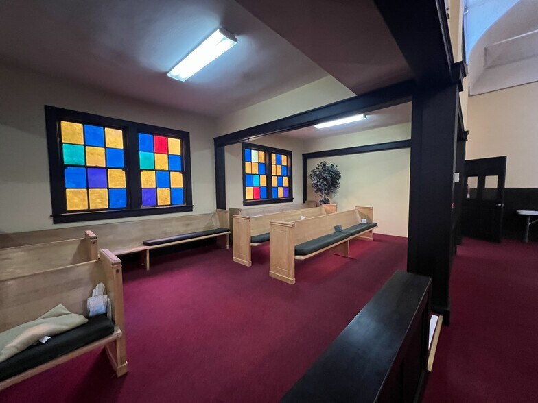 More Photos Of 2211 3rd St, La Verne Religious Facility For Sale