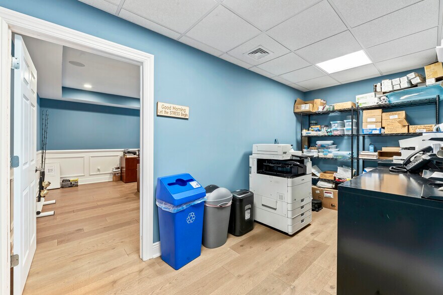 More Photos Of 330 New Brunswick Ave, Fords Office For Sale