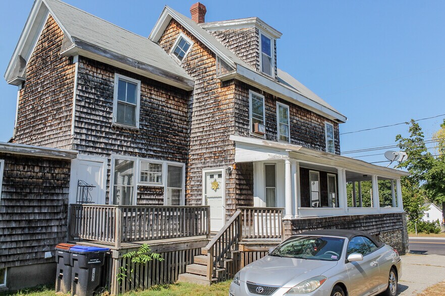 More Photos Of 105 Union Ave, Old Orchard Beach Apartments For Sale