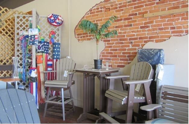 More Photos Of 103 W Main St, Woodville Storefront Retail Office For Lease