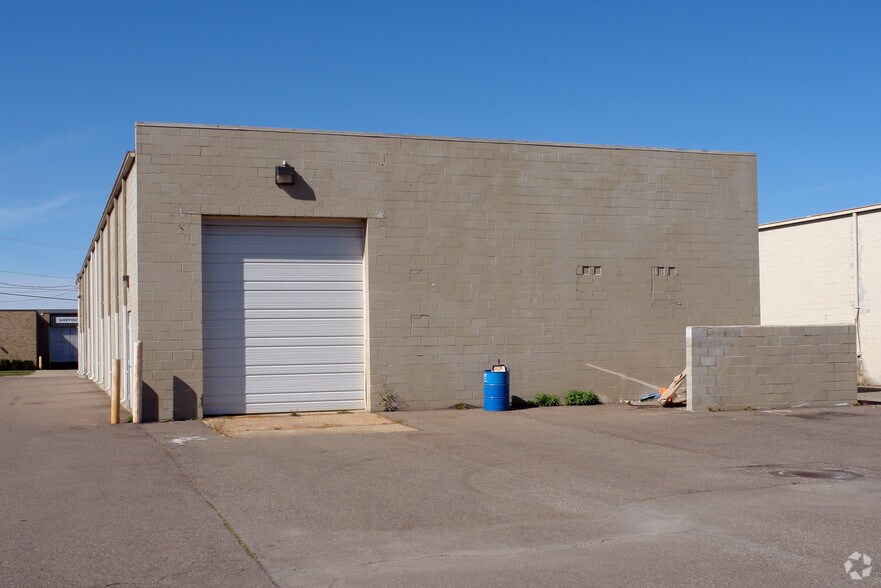 More Photos Of 24808 Romano St, Warren Manufacturing For Sale