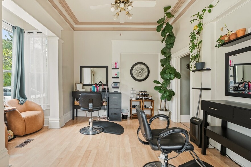 More Photos Of 704 N State St, Ukiah Medical For Sale