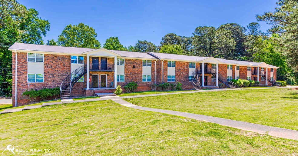 More Photos Of 661 Sherwood Dr, Jonesboro Apartments For Sale