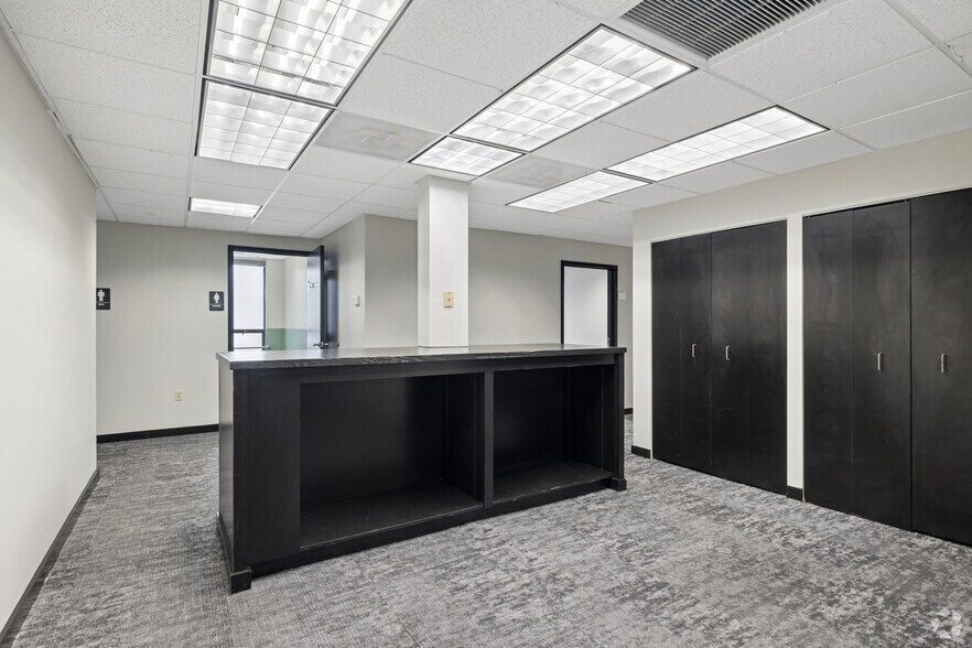 More Photos Of 58 Concord St, North Reading Office For Lease