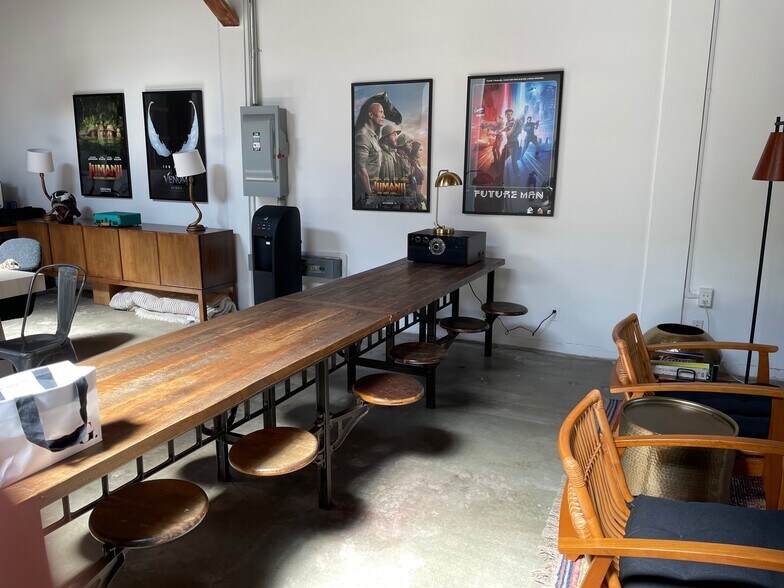 More Photos Of 612-624 Hampton Dr, Venice Loft Creative Space For Lease