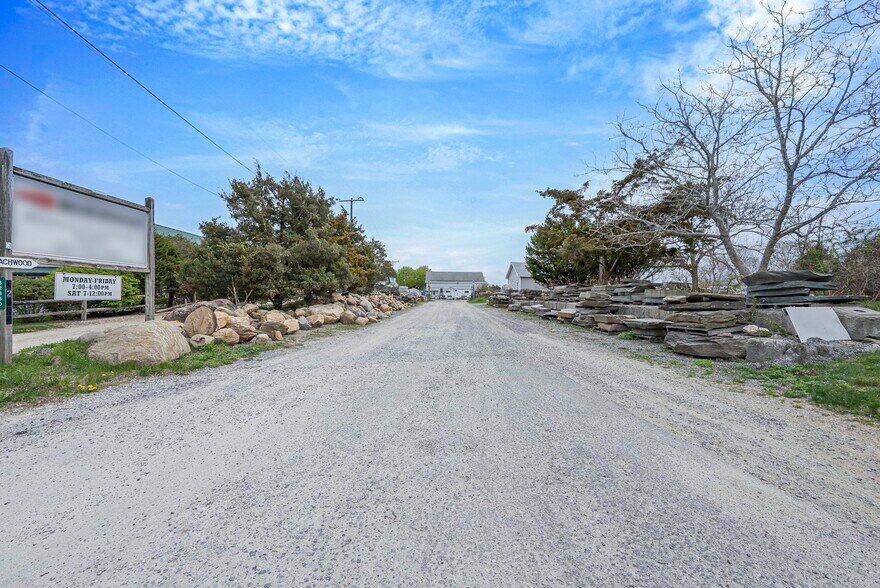 More Photos Of 32830 County Road 48 rd, Peconic Industrial For Sale