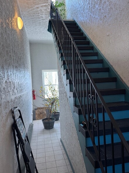 More Photos Of 2035 Elm St, Cincinnati Apartments For Sale