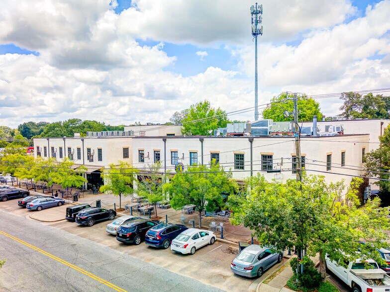 Primary Photo Of 501 Cloverdale Rd, Montgomery Apartments For Lease