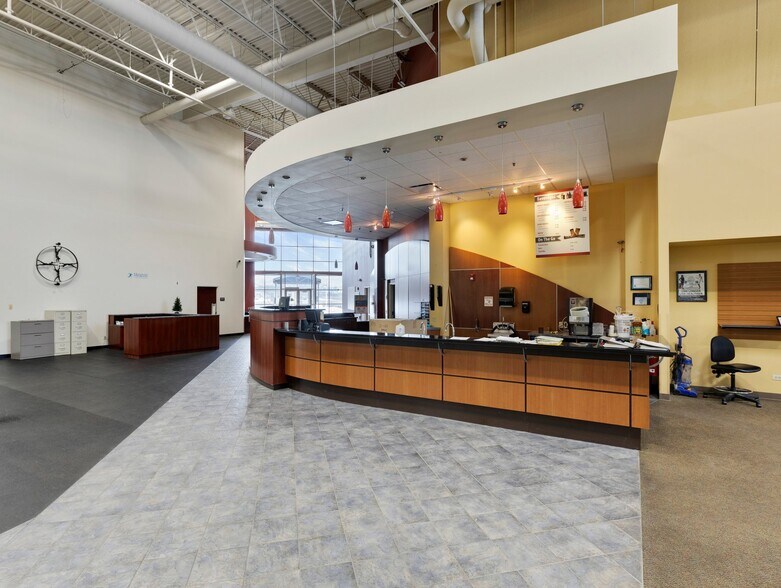 More Photos Of 1975 Melissa Ln, Aurora Health Club For Sale