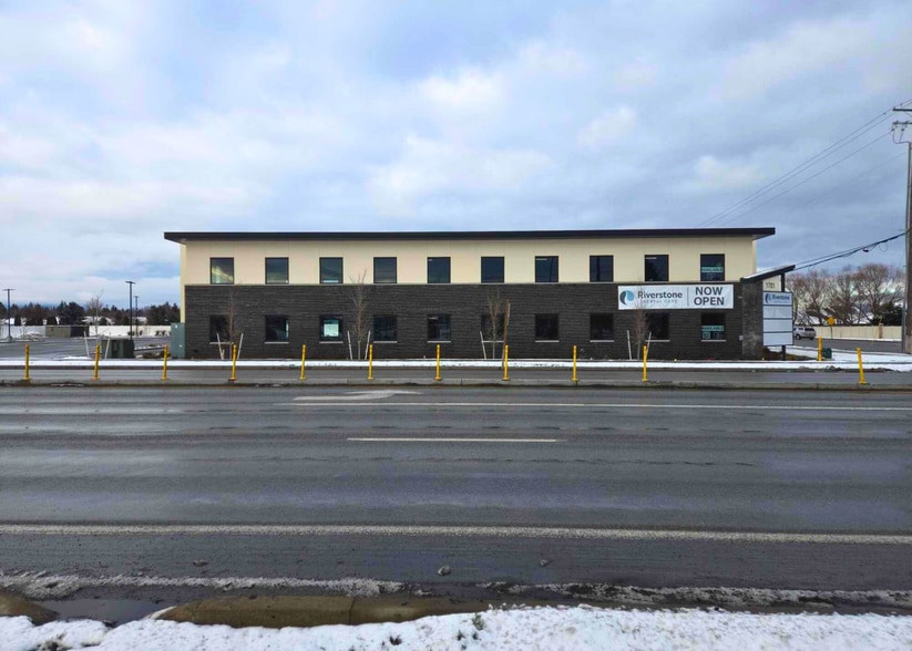 More Photos Of 1701 Prairie, Hayden Medical For Lease