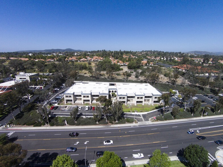 More Photos Of 15706-15708 Pomerado Rd, Poway Medical For Lease