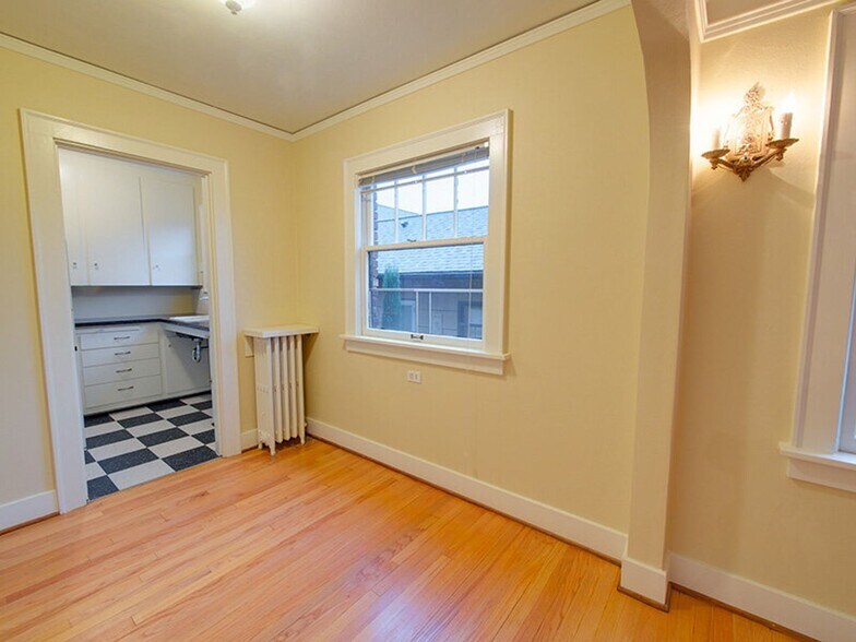 More Photos Of 416 Summit Ave E, Seattle Apartments For Sale