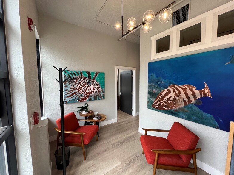 More Photos Of 2090 Pearl St, Boulder Office For Lease