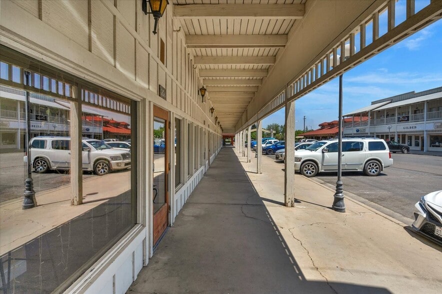 More Photos Of 1458-1468 Clovis Ave, Clovis Unknown For Lease