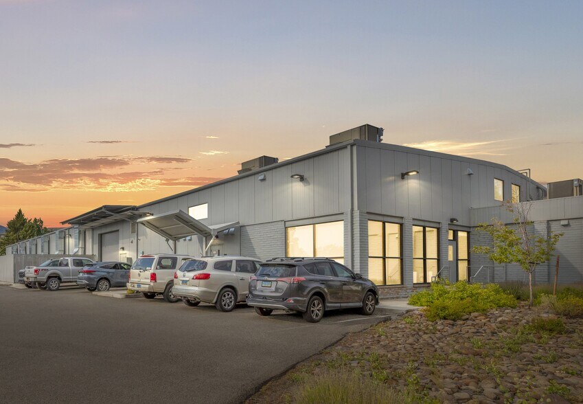 Primary Photo Of 2 Eric Cir, Verdi Warehouse For Sale