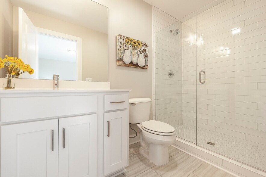 More Photos Of 1136 Lock 4 Rd, Gallatin Apartments For Sale
