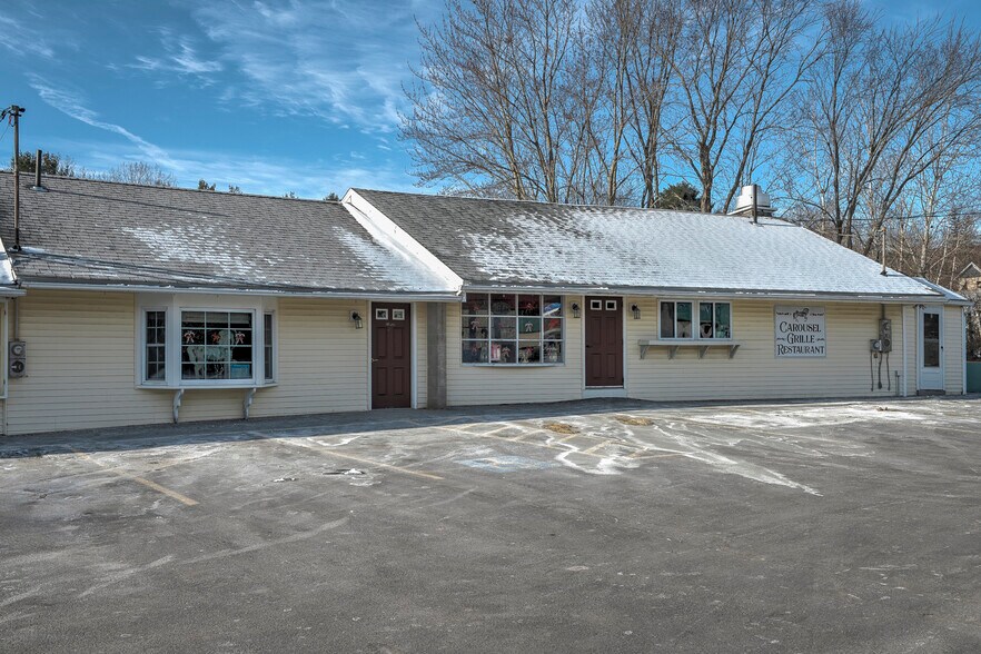 Primary Photo Of 10 NH Route 12 S, Fitzwilliam Restaurant For Sale