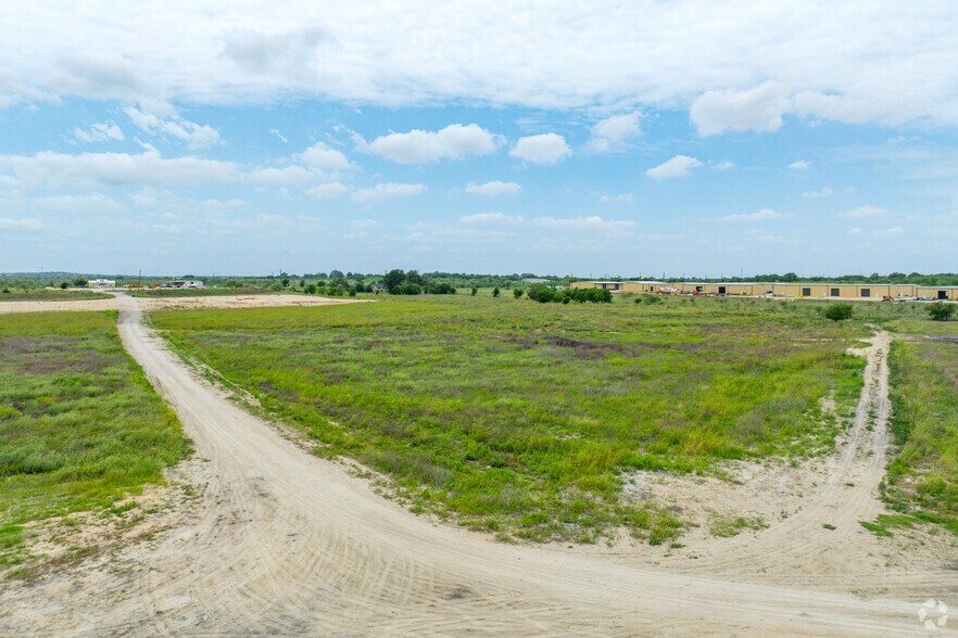 Primary Photo Of 1001 Rohde Road, Kyle Land For Lease