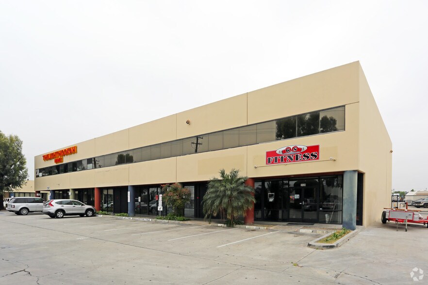 Primary Photo Of 2128-2142 E Orangethorpe Ave, Fullerton Light Manufacturing For Lease