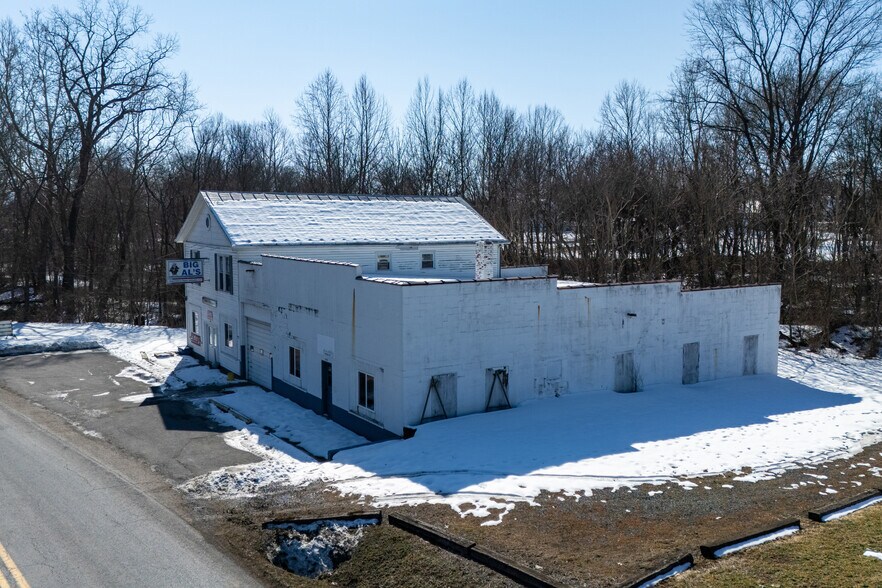 More Photos Of 164 Orchard dr, Timberville Light Distribution For Sale