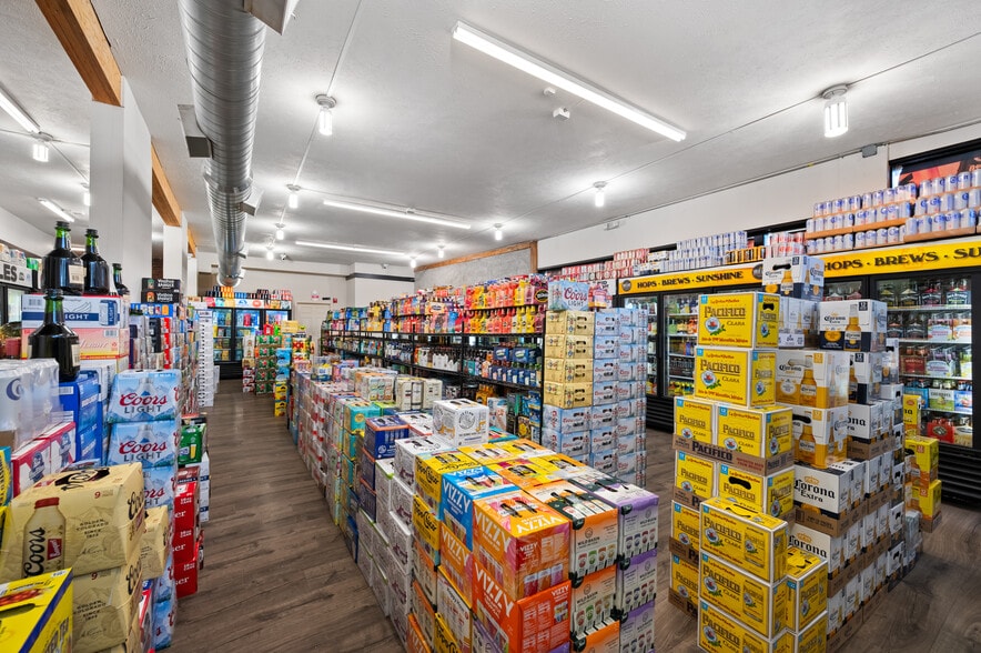 More Photos Of 200-208 E Eighth Ave, Munhall Freestanding For Sale