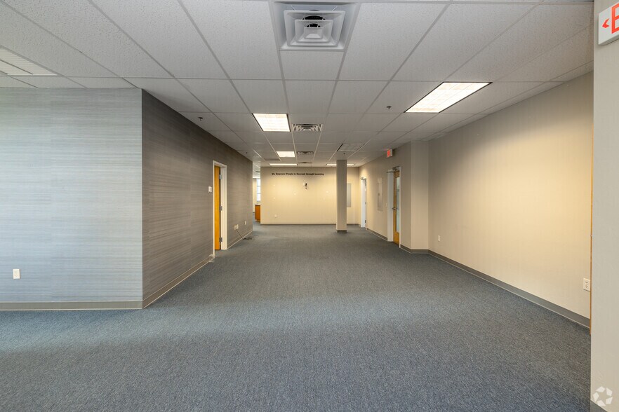 More Photos Of 500 N Garden Ave, Sierra Vista Office For Lease