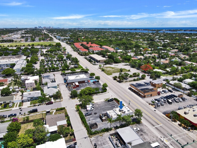 More Photos Of 2211 N Dixie Hwy, Lake Worth Freestanding For Lease
