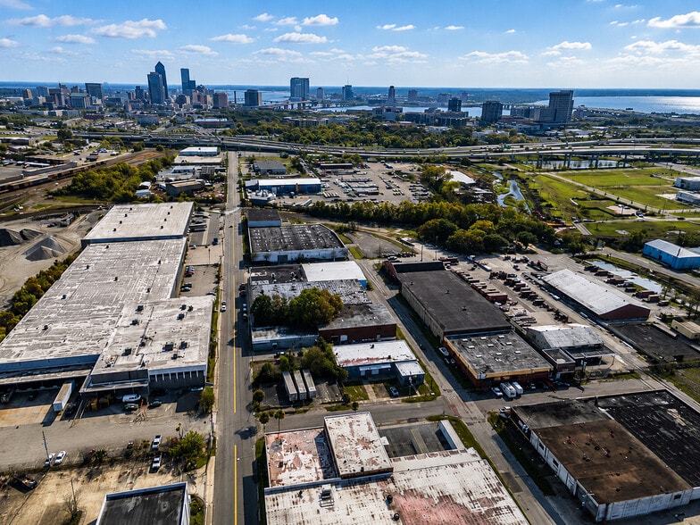 More Photos Of 69 Copeland St, Jacksonville Flex For Lease