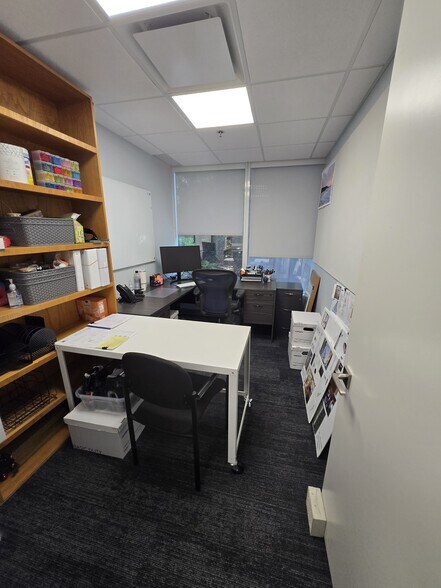 More Photos Of 36 N New York Ave, Huntington Office For Lease