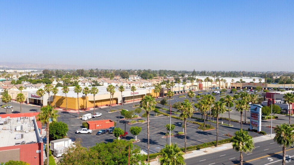 More Photos Of 700-784 N Main St, Corona Unknown For Lease
