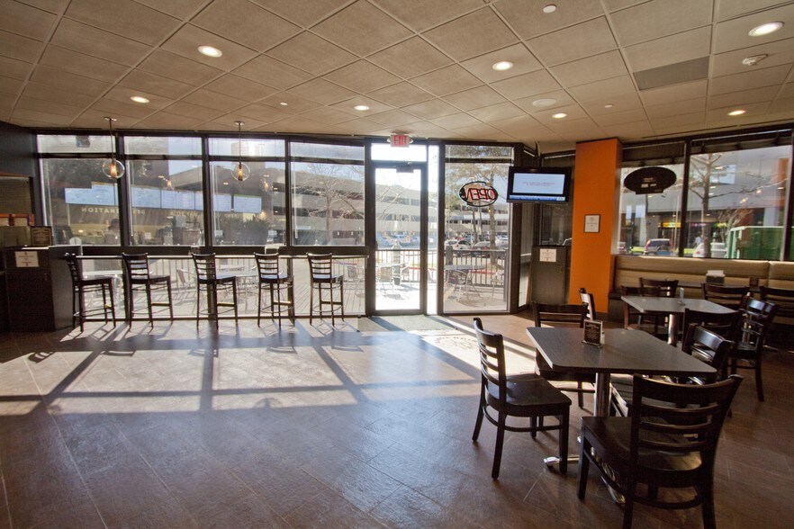 Primary Photo Of 1225 N Loop Fwy W, Houston Office For Lease