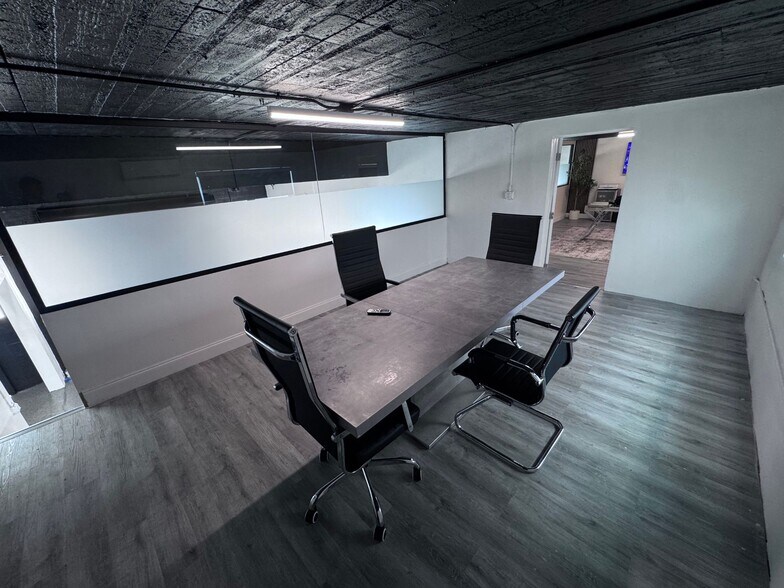 More Photos Of 15-21 NW 9th Ave, Fort Lauderdale Warehouse For Sale